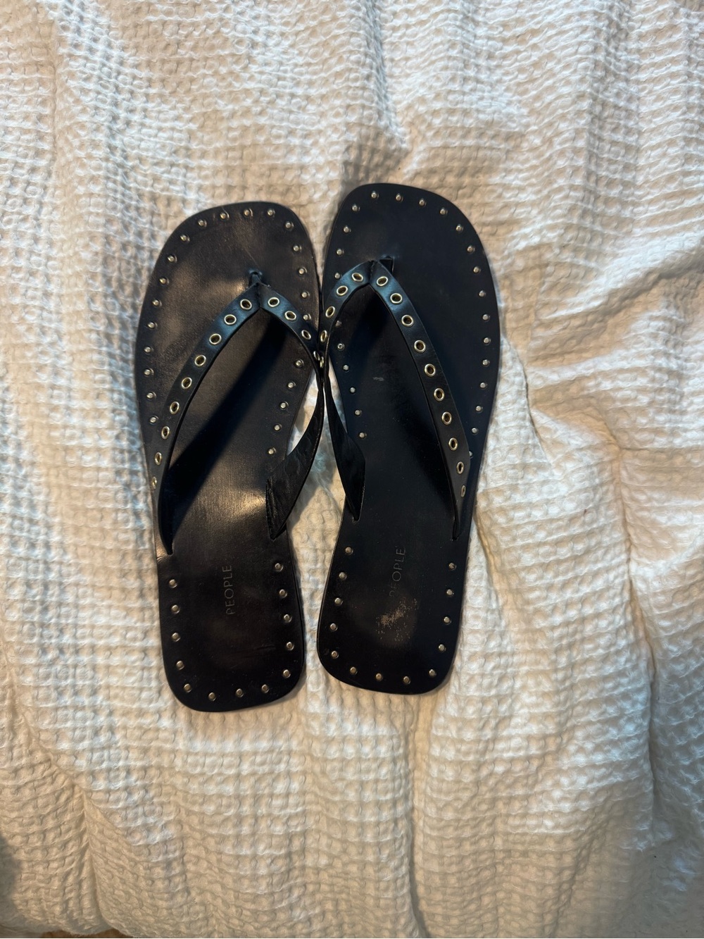 Free People Gia Grommet Thong Sandals! - Picture 5 of 6